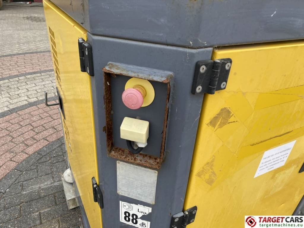 Torre de iluminación Atlas Copco QLB60 Tower Light 4x350W: foto 6 Torre de iluminación Atlas Copco QLB60 Tower Light 4x350W: foto 6