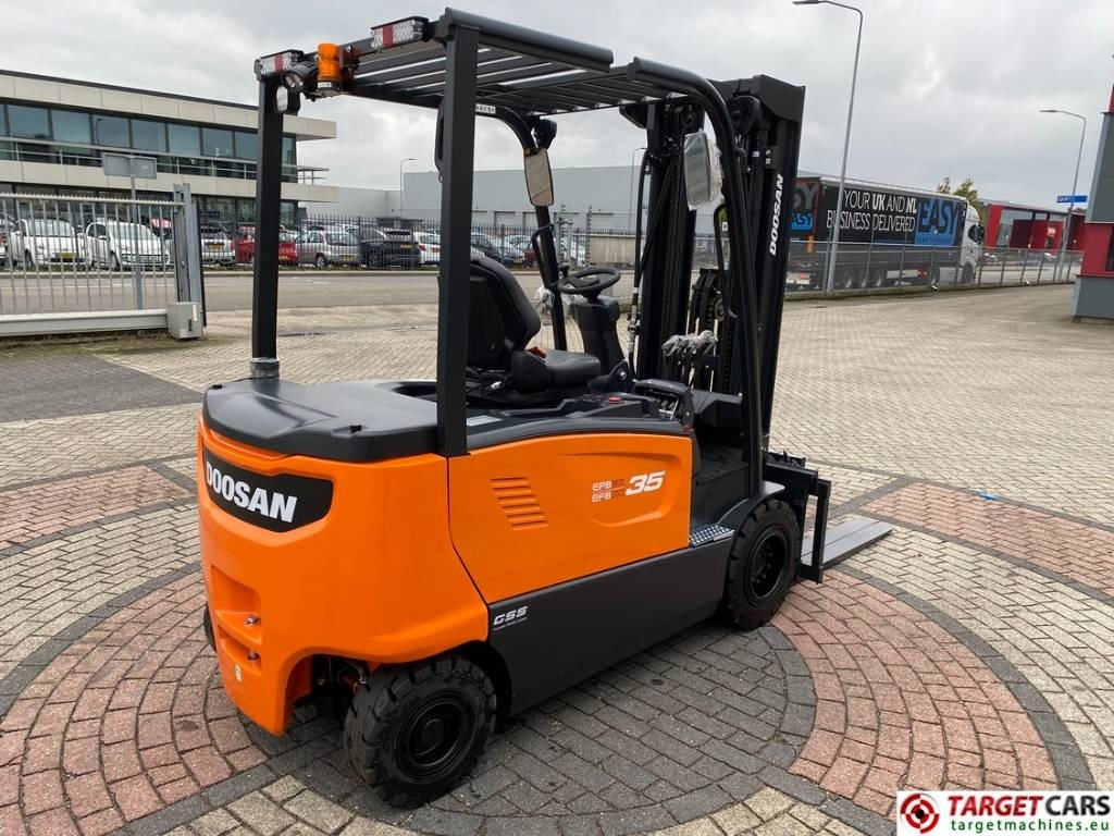 Doosan B35X-7 Plus Electric Forklift 3.5T Triplex-482cm - Carretilla elevadora eléctrica: foto 4 Doosan B35X-7 Plus Electric Forklift 3.5T Triplex-482cm - Carretilla elevadora eléctrica: foto 4