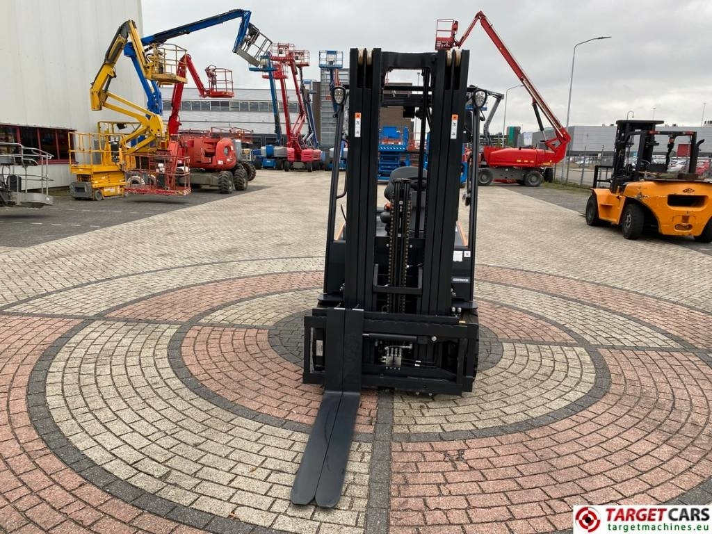 Doosan B35X-7 Plus Electric Forklift 3.5T Triplex-482cm - Carretilla elevadora eléctrica: foto 2 Doosan B35X-7 Plus Electric Forklift 3.5T Triplex-482cm - Carretilla elevadora eléctrica: foto 2