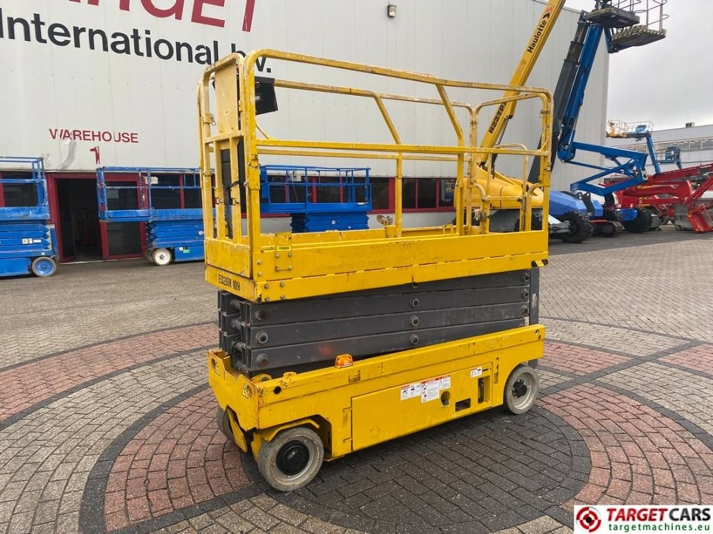 GMG 2632-ED Electric Scissor Work Lift 983cm - Plataforma de tijeras: foto 1 GMG 2632-ED Electric Scissor Work Lift 983cm - Plataforma de tijeras: foto 1