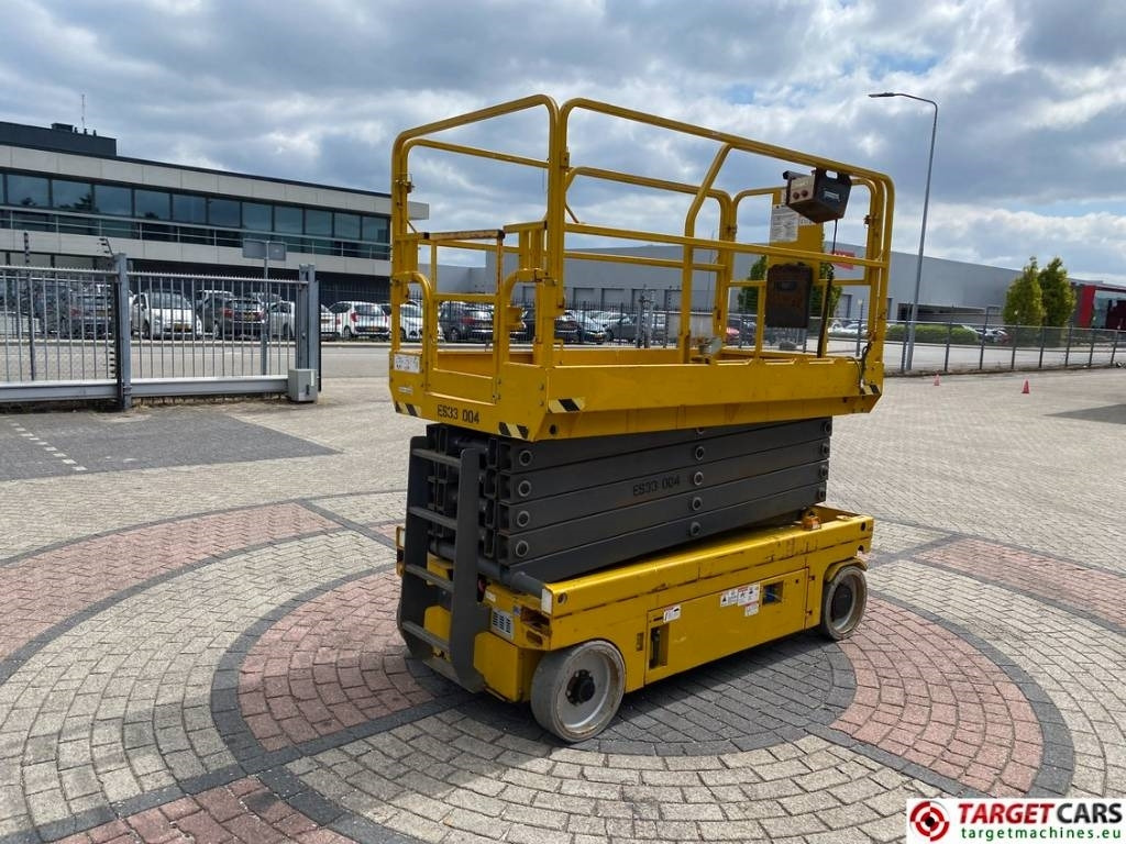 GMG 3346-ED Electric Scissor Work LIft 1200cm - Plataforma de tijeras: foto 3 GMG 3346-ED Electric Scissor Work LIft 1200cm - Plataforma de tijeras: foto 3