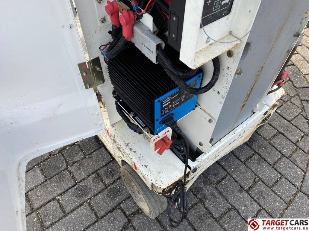 Plataforma de mástil vertical Genie GR-20 RunAbout Electric Vertical Mast Lift 802cm: foto 17 Plataforma de mástil vertical Genie GR-20 RunAbout Electric Vertical Mast Lift 802cm: foto 17