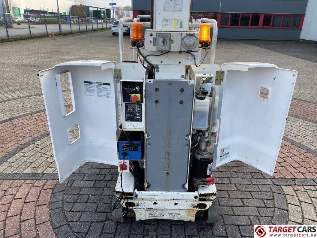 Plataforma de mástil vertical Genie GR-20 RunAbout Electric Vertical Mast Lift 802cm: foto 14 Plataforma de mástil vertical Genie GR-20 RunAbout Electric Vertical Mast Lift 802cm: foto 14