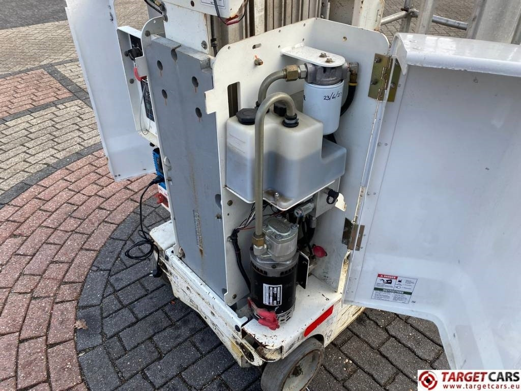 Plataforma de mástil vertical Genie GR-20 RunAbout Electric Vertical Mast Lift 802cm: foto 16 Plataforma de mástil vertical Genie GR-20 RunAbout Electric Vertical Mast Lift 802cm: foto 16