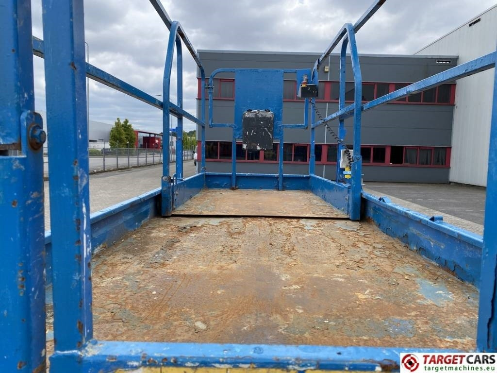 Leasing para Genie GS-4047 Electric 4047 Scissor Work Lift 1389cm  Genie GS-4047 Electric 4047 Scissor Work Lift 1389cm: foto 8