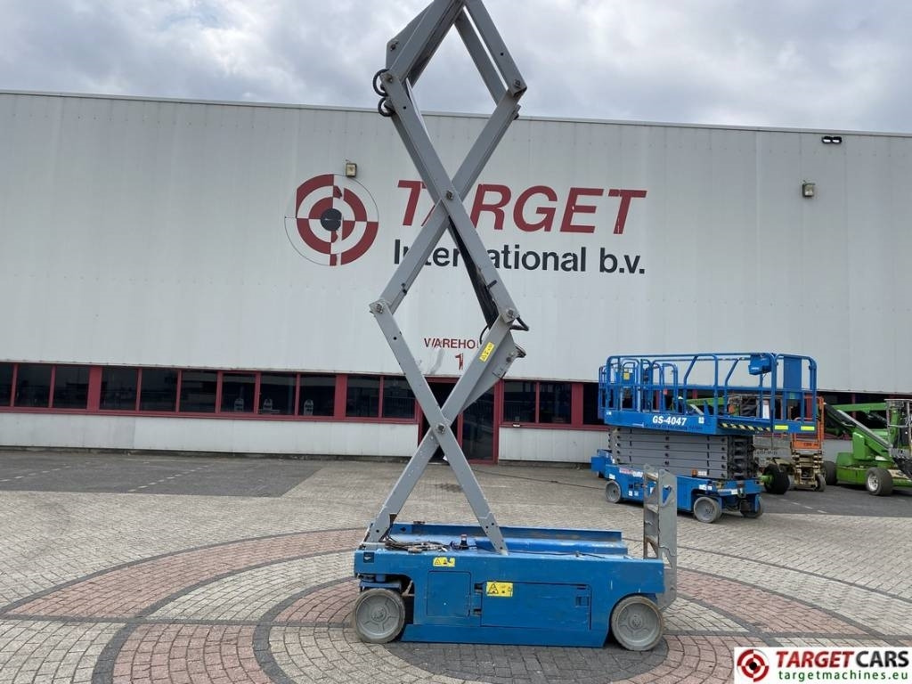 Leasing para Genie GS-4047 Electric 4047 Scissor Work Lift 1389cm  Genie GS-4047 Electric 4047 Scissor Work Lift 1389cm: foto 19