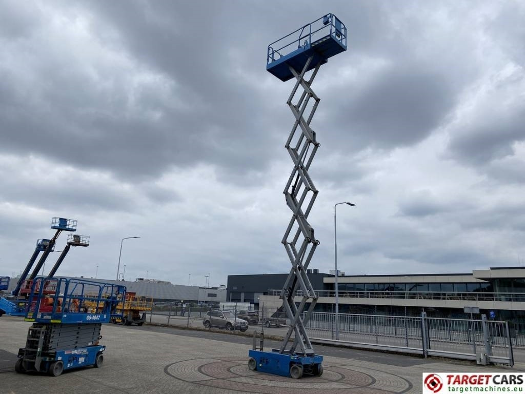 Leasing para Genie GS-4047 Electric 4047 Scissor Work Lift 1389cm  Genie GS-4047 Electric 4047 Scissor Work Lift 1389cm: foto 7