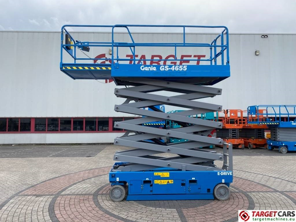 Genie GS-4655 Electric E-Drive Scissor Work Lift 1595cm - Plataforma de tijeras: foto 5 Genie GS-4655 Electric E-Drive Scissor Work Lift 1595cm - Plataforma de tijeras: foto 5