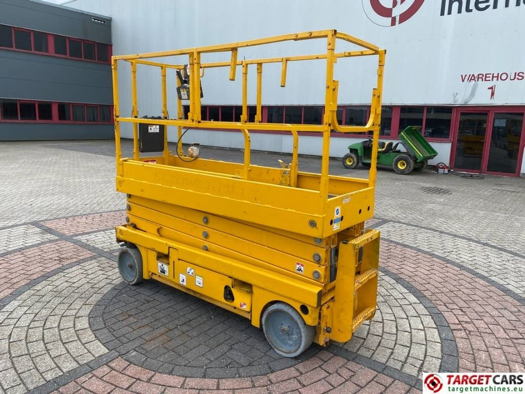 Haulotte Compact 10N Electric Scissor Work Lift 1000cm - Plataforma de tijeras: foto 4 Haulotte Compact 10N Electric Scissor Work Lift 1000cm - Plataforma de tijeras: foto 4