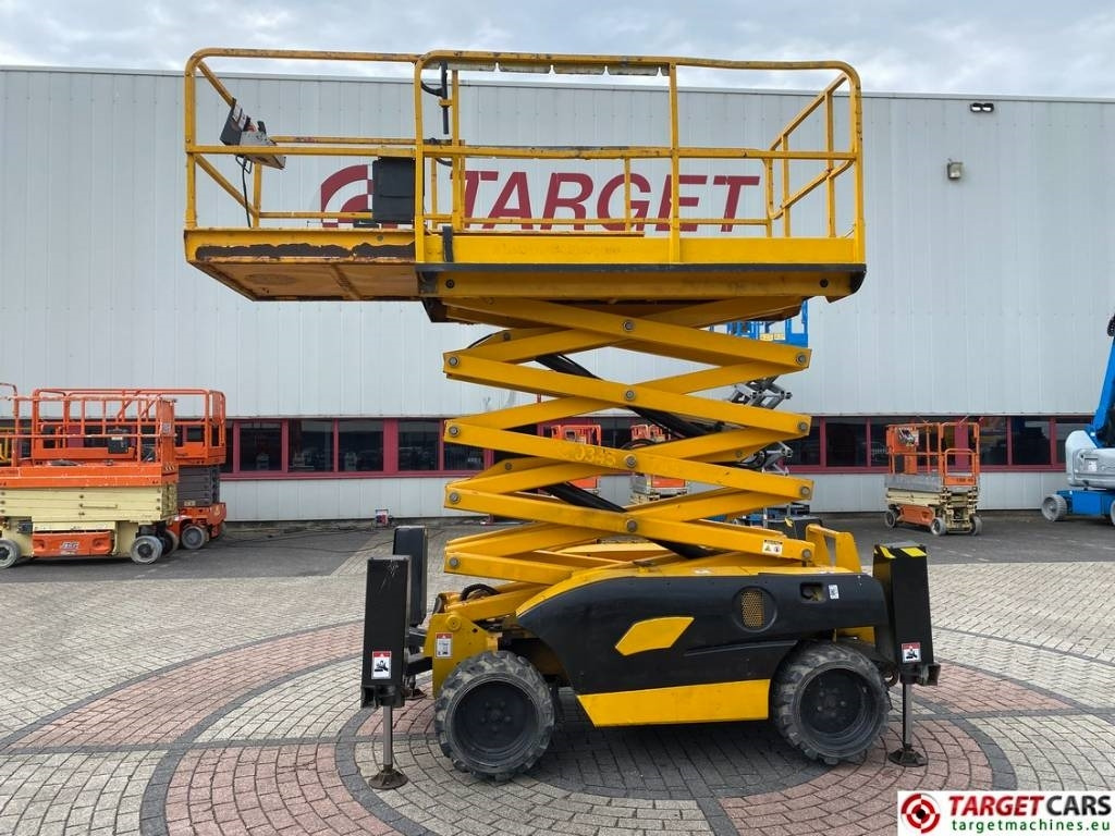 Plataforma de tijeras Haulotte Compact 12DX Diesel 4x4 Scissor Work Lift 1206cm: foto 5