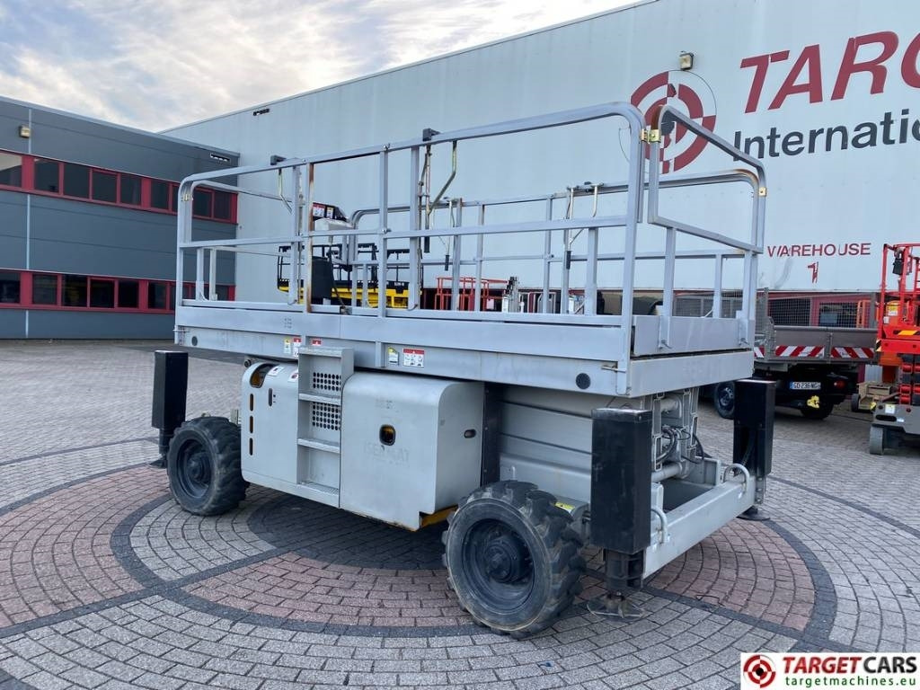 Haulotte H12SX Diesel 4x4 Scissor H12SDX Work Lift 1200cm - Plataforma de tijeras: foto 4 Haulotte H12SX Diesel 4x4 Scissor H12SDX Work Lift 1200cm - Plataforma de tijeras: foto 4