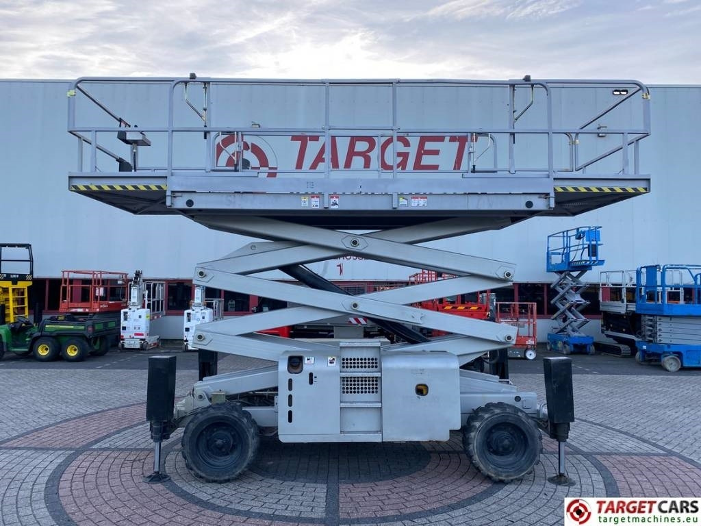 Haulotte H12SX Diesel 4x4 Scissor H12SDX Work Lift 1200cm - Plataforma de tijeras: foto 5 Haulotte H12SX Diesel 4x4 Scissor H12SDX Work Lift 1200cm - Plataforma de tijeras: foto 5