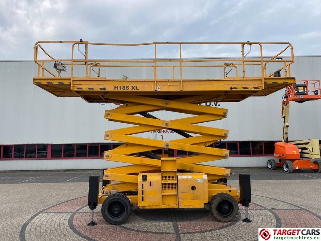 Haulotte H18SXL Diesel 4x4 Scissor Work Lift 1800cm - Plataforma de tijeras: foto 5 Haulotte H18SXL Diesel 4x4 Scissor Work Lift 1800cm - Plataforma de tijeras: foto 5
