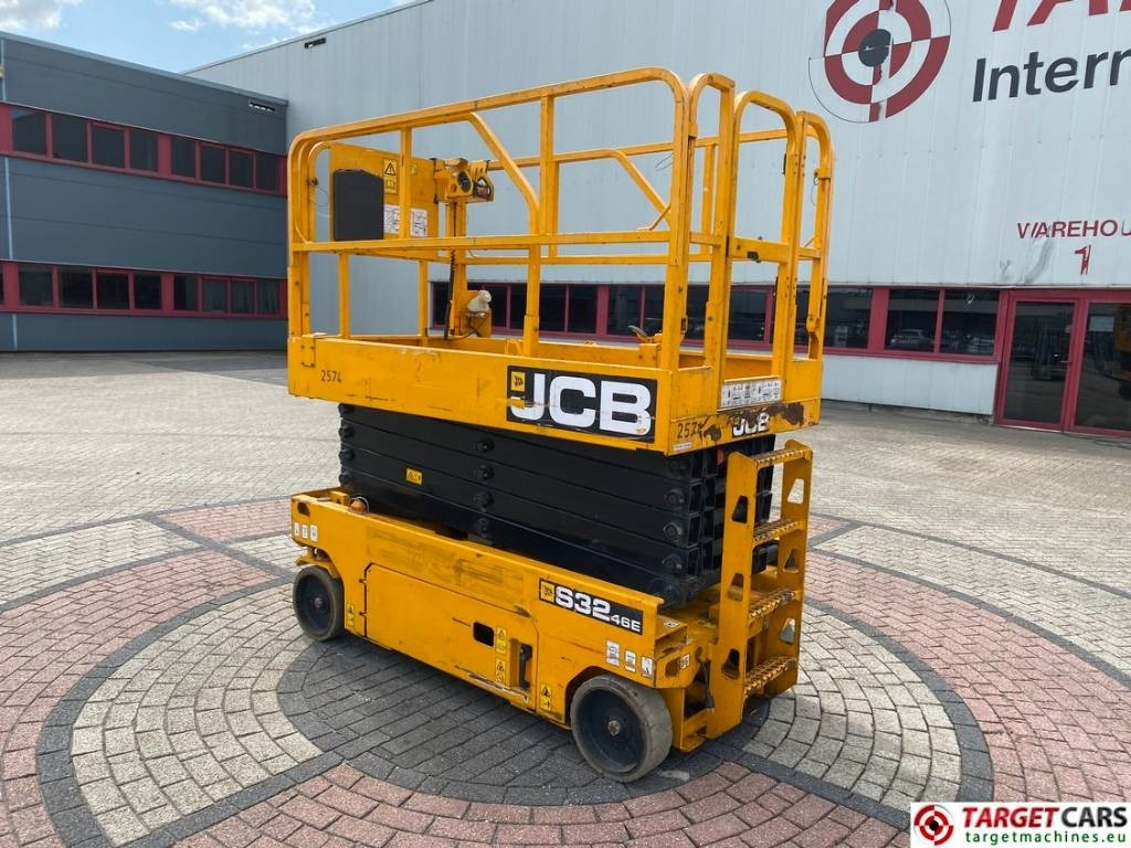 JCB S3246E Electric Scissor Work Lift 1200cm - Plataforma de tijeras: foto 4 JCB S3246E Electric Scissor Work Lift 1200cm - Plataforma de tijeras: foto 4