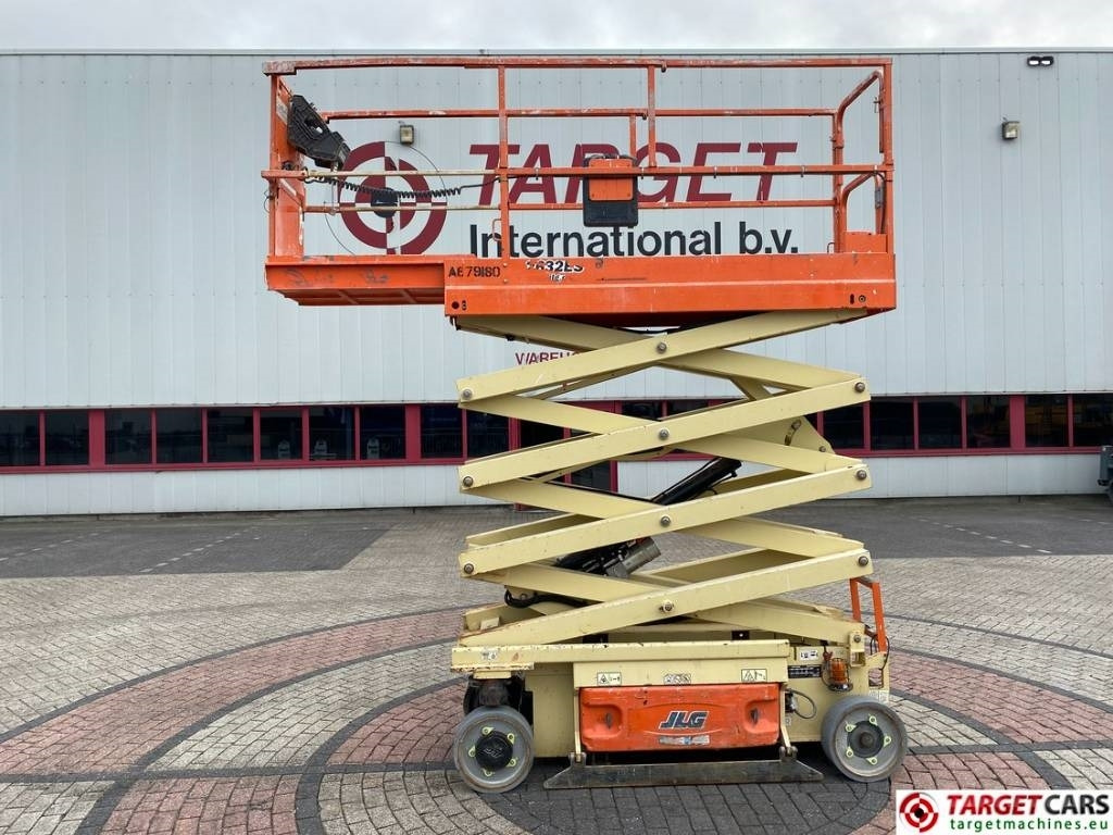 JLG 2632ES Electric Scissor Work Lift 977cm - Plataforma de tijeras: foto 5 JLG 2632ES Electric Scissor Work Lift 977cm - Plataforma de tijeras: foto 5