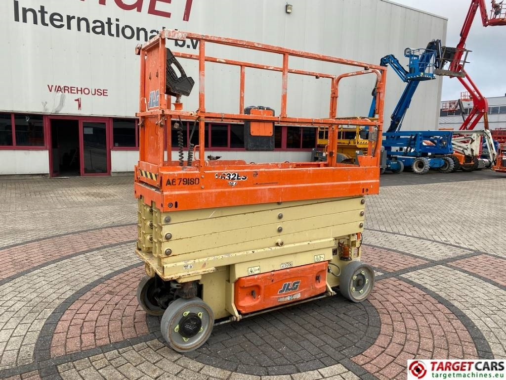 JLG 2632ES Electric Scissor Work Lift 977cm - Plataforma de tijeras: foto 1 JLG 2632ES Electric Scissor Work Lift 977cm - Plataforma de tijeras: foto 1