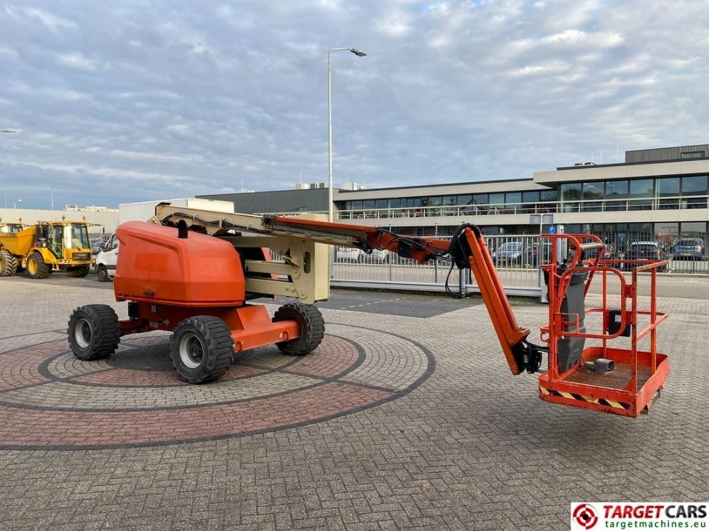 JLG 520AJ Articulated 4x4 Diesel Boom Work Lift 1800cm - Plataforma articulada: foto 2 JLG 520AJ Articulated 4x4 Diesel Boom Work Lift 1800cm - Plataforma articulada: foto 2