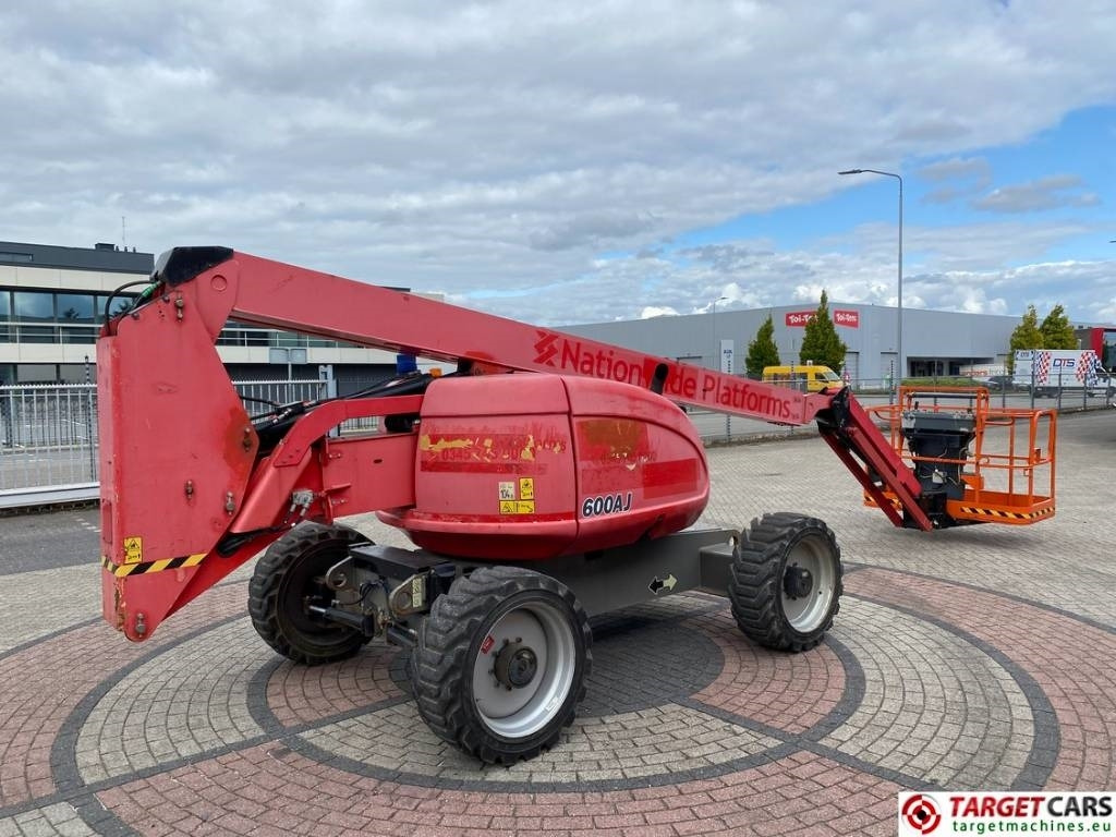 JLG 600AJ Articulated 4x4 Diesel Boom Work Lift 2047cm - Plataforma articulada: foto 3 JLG 600AJ Articulated 4x4 Diesel Boom Work Lift 2047cm - Plataforma articulada: foto 3