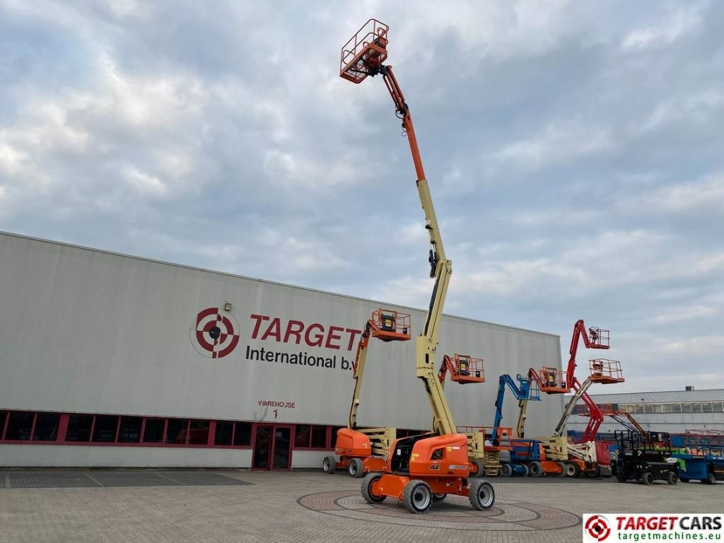 JLG EC450AJ Lithium-Ion Articulated Boom Lift 1572cm - Plataforma articulada: foto 5 JLG EC450AJ Lithium-Ion Articulated Boom Lift 1572cm - Plataforma articulada: foto 5