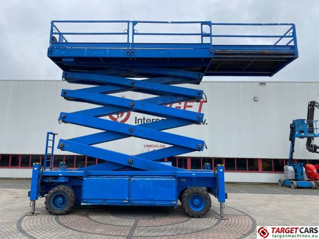 JLG Liftlux 260-25 Diesel 4x4 Scissor Work Lift 2800cm - Plataforma de tijeras: foto 5 JLG Liftlux 260-25 Diesel 4x4 Scissor Work Lift 2800cm - Plataforma de tijeras: foto 5