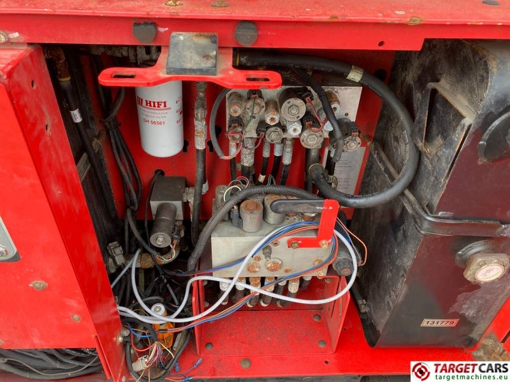 Leasing para Manitou 140SC Diesel 4x4 Scissor Work Lift 1412cm  Manitou 140SC Diesel 4x4 Scissor Work Lift 1412cm: foto 14