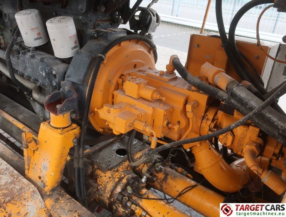 Bomba de hormigon estacionaria Mecbo Car P4.65 APV/D Diesel Concrete Pump 65m3/H: foto 15