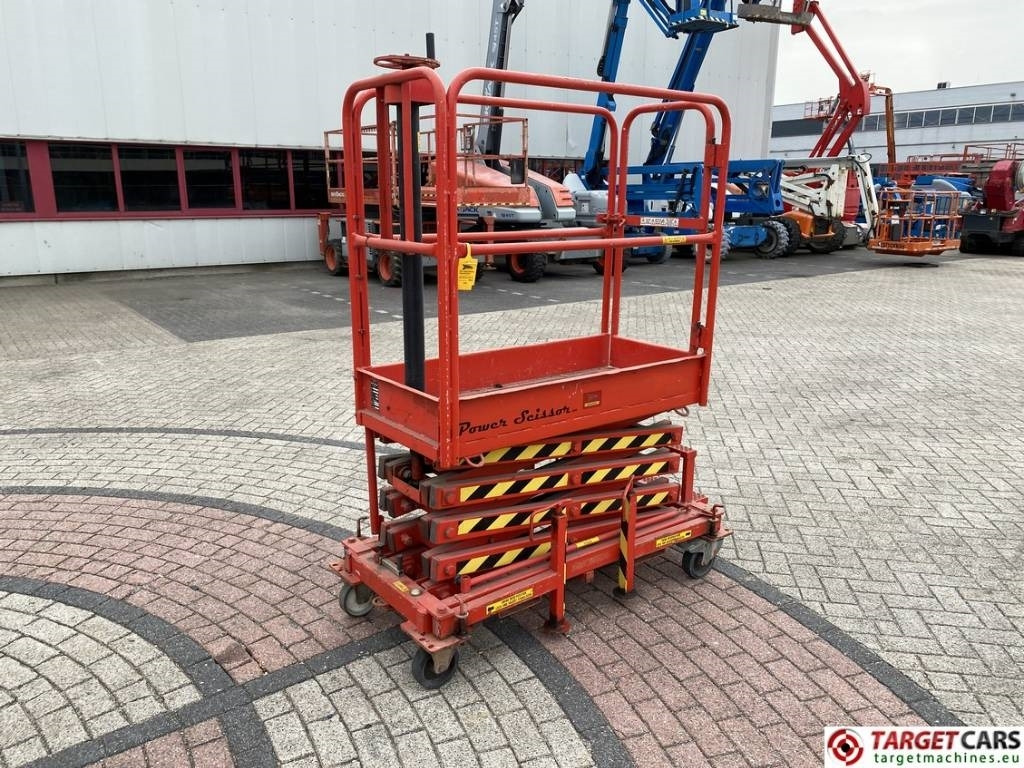 Power Scissor PS600 Manual Scissor Lift 600cm DEFECT - Plataforma de tijeras: foto 1 Power Scissor PS600 Manual Scissor Lift 600cm DEFECT - Plataforma de tijeras: foto 1