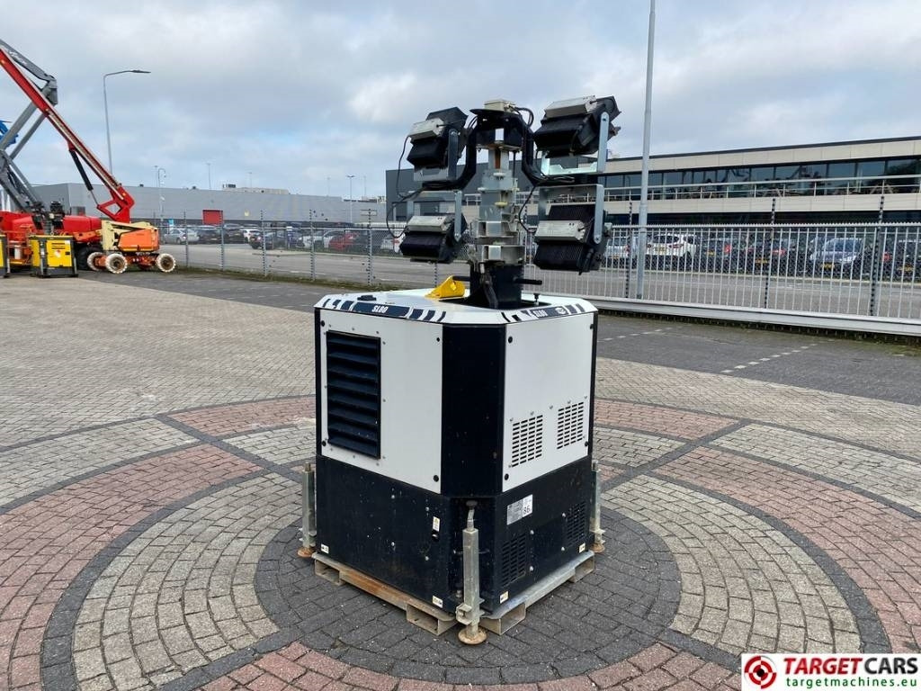 SMC SL80 Tower Light SL80K 4x300W Led - Torre de iluminación: foto 2 SMC SL80 Tower Light SL80K 4x300W Led - Torre de iluminación: foto 2