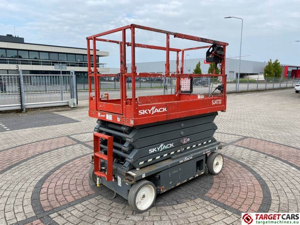 SkyJack SJ4732 Electric 4732 Scissor Work Lift 1165cm - Plataforma de tijeras: foto 3 SkyJack SJ4732 Electric 4732 Scissor Work Lift 1165cm - Plataforma de tijeras: foto 3