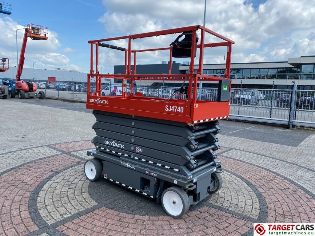 SkyJack SJ4740 Electric 4740 Scissor Work Lift 1380cm - Plataforma de tijeras: foto 2 SkyJack SJ4740 Electric 4740 Scissor Work Lift 1380cm - Plataforma de tijeras: foto 2
