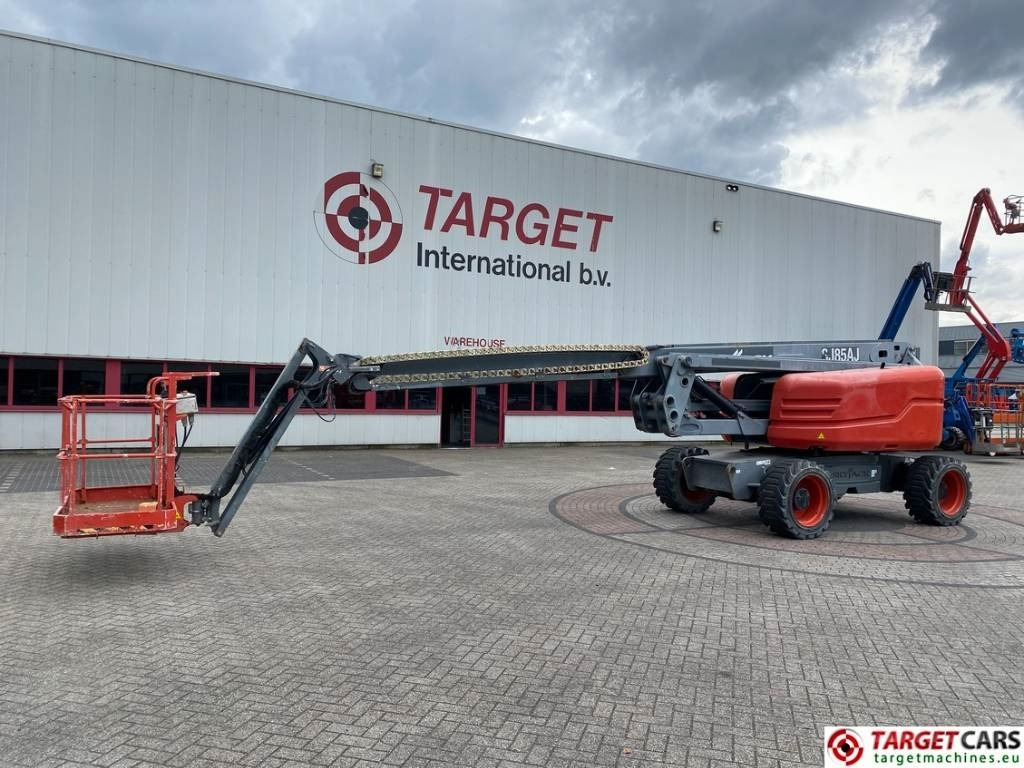 SkyJack SJ85AJ Articulated 4x4 Diesel Boom WorkLift 2791cm - Plataforma articulada: foto 1 SkyJack SJ85AJ Articulated 4x4 Diesel Boom WorkLift 2791cm - Plataforma articulada: foto 1