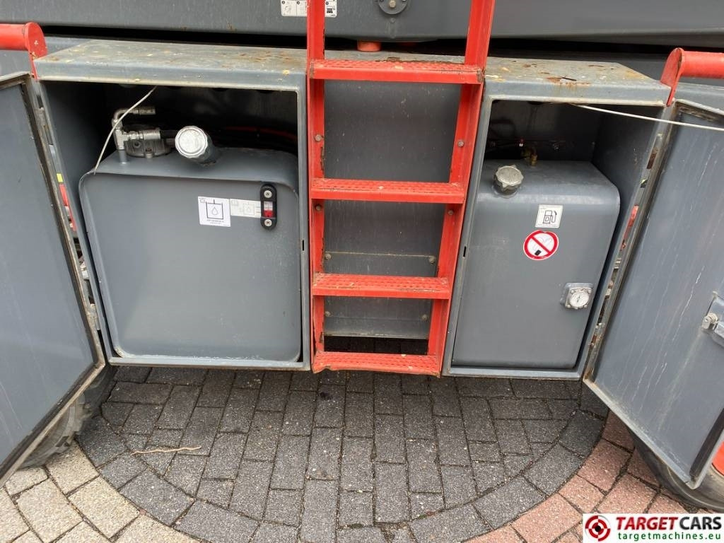 Plataforma de tijeras SkyJack SJ8841RT Diesel 4x4 Scissor Work Lift 1430cm: foto 14 Plataforma de tijeras SkyJack SJ8841RT Diesel 4x4 Scissor Work Lift 1430cm: foto 14