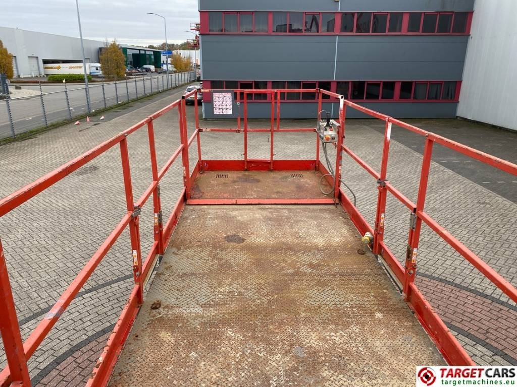 Plataforma de tijeras SkyJack SJ8841RT Diesel 4x4 Scissor Work Lift 1430cm: foto 8 Plataforma de tijeras SkyJack SJ8841RT Diesel 4x4 Scissor Work Lift 1430cm: foto 8