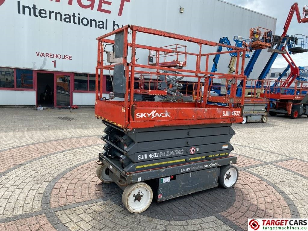 SkyJack SJIII-4632 Electric 4632 Scissor Work Lift 1170cm - Plataforma de tijeras: foto 1 SkyJack SJIII-4632 Electric 4632 Scissor Work Lift 1170cm - Plataforma de tijeras: foto 1