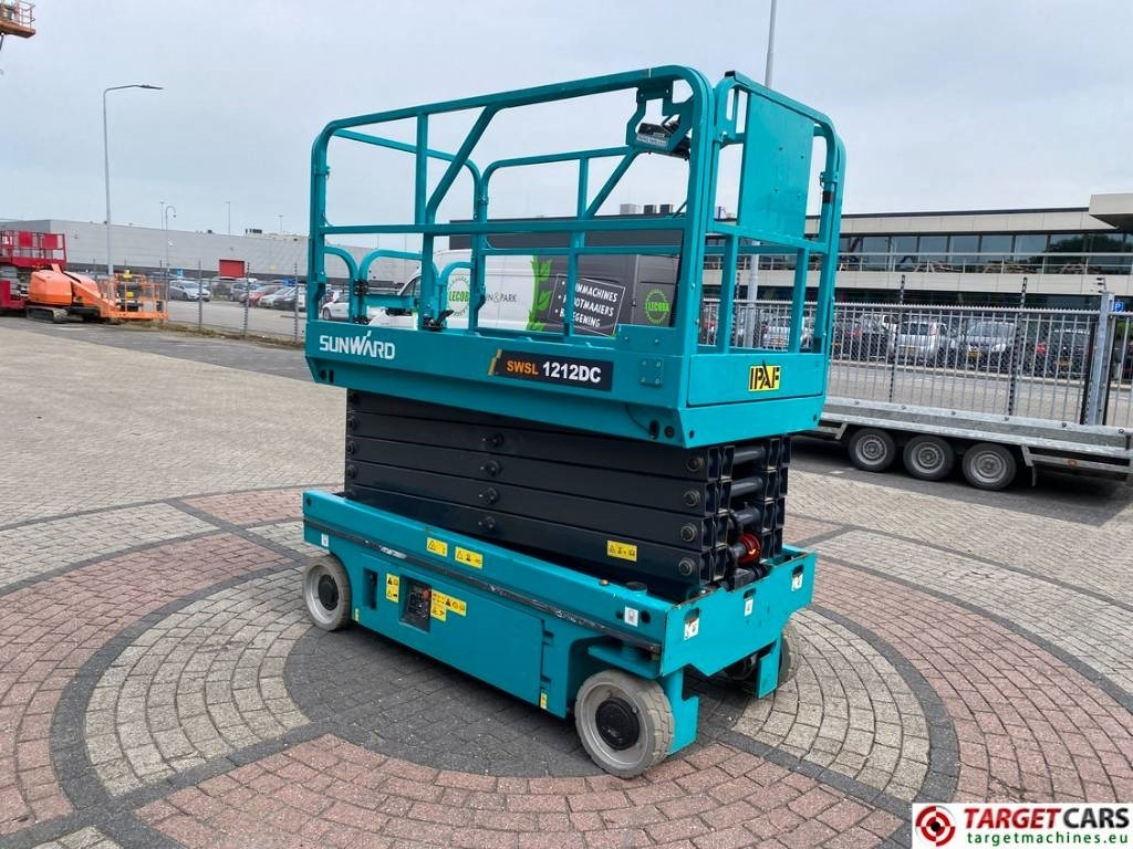 Sunward SWSL1212DC Electric Scissor Work LIft 1200cm - Plataforma de tijeras: foto 2 Sunward SWSL1212DC Electric Scissor Work LIft 1200cm - Plataforma de tijeras: foto 2