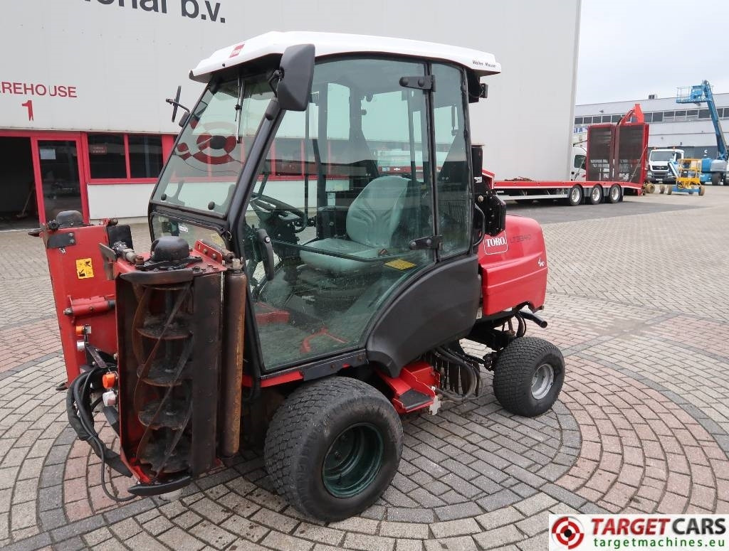Toro LT3340 3-Gang Hydro 4WD Cylinder Reel Mower - Cortacésped: foto 2 Toro LT3340 3-Gang Hydro 4WD Cylinder Reel Mower - Cortacésped: foto 2