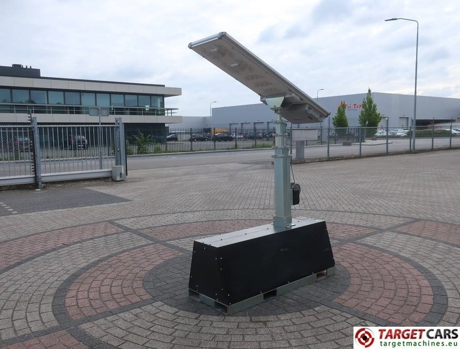 Trime X-Pole 2x25W Led Solar Tower Light - Torre de iluminación: foto 3 Trime X-Pole 2x25W Led Solar Tower Light - Torre de iluminación: foto 3