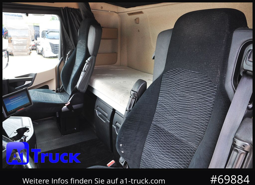 MERCEDES-BENZ Actros 1843, Lowliner, 1 Vorbesitzer, voll Spoiler - Cabeza tractora: foto 5 MERCEDES-BENZ Actros 1843, Lowliner, 1 Vorbesitzer, voll Spoiler - Cabeza tractora: foto 5