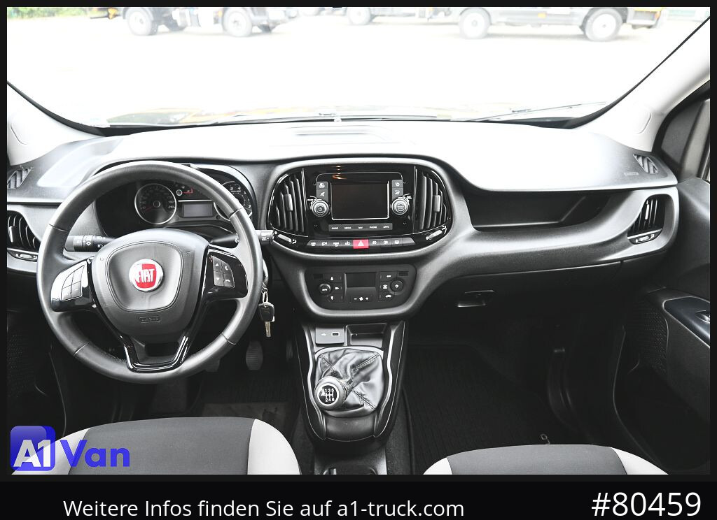 FIAT Doblo 1.6 Kombi, Navi, Dachträger, Tempomat - Furgoneta de pasajeros: foto 2 FIAT Doblo 1.6 Kombi, Navi, Dachträger, Tempomat - Furgoneta de pasajeros: foto 2