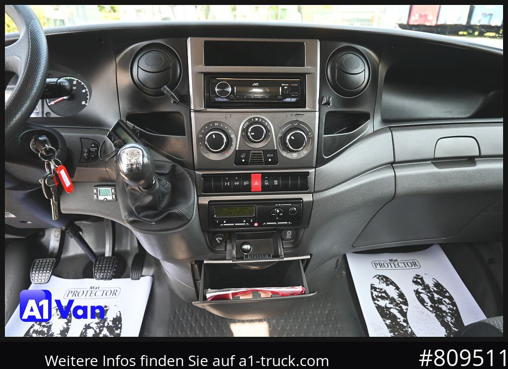 IVECO Daily 50C17 SZM, Klima, Tempomat, Schlafplatz - Furgoneta con lona: foto 4 IVECO Daily 50C17 SZM, Klima, Tempomat, Schlafplatz - Furgoneta con lona: foto 4