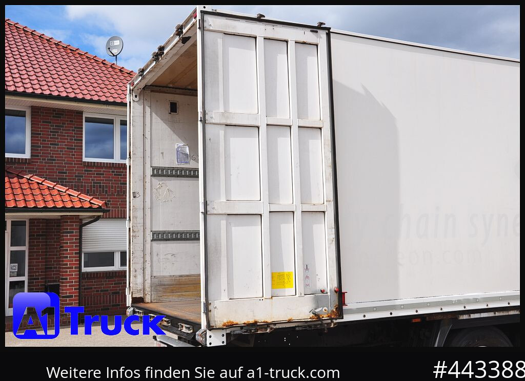KRONE SDK 27, Koffer, 1 Vorbesitzer, Plywood, 10 x vorhanden - Semirremolque caja cerrada: foto 3 KRONE SDK 27, Koffer, 1 Vorbesitzer, Plywood, 10 x vorhanden - Semirremolque caja cerrada: foto 3