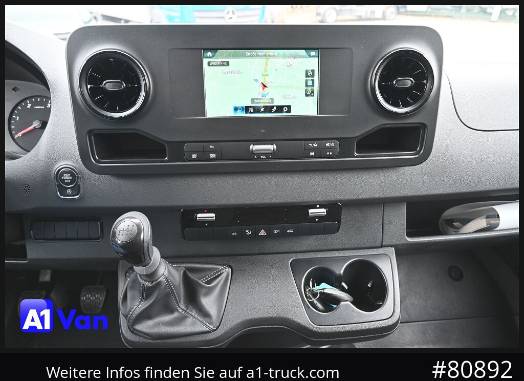 MERCEDES-BENZ Sprinter 317 CDI Fahrgestell, NEU, Klima, Tempomat, 3-Sitzer - Camión chasis: foto 3 MERCEDES-BENZ Sprinter 317 CDI Fahrgestell, NEU, Klima, Tempomat, 3-Sitzer - Camión chasis: foto 3
