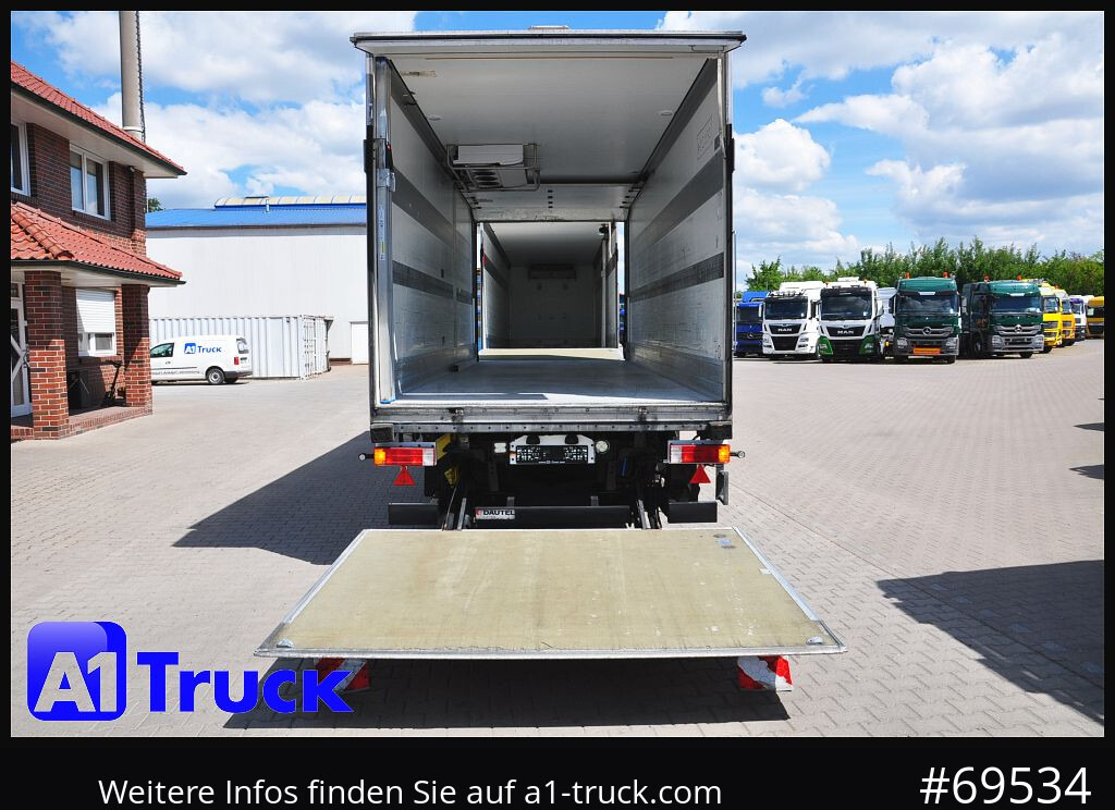 SCHMITZ ZKO 18 Tandem Carrier 850 U durchladbar - Remolque frigorífico: foto 2 SCHMITZ ZKO 18 Tandem Carrier 850 U durchladbar - Remolque frigorífico: foto 2