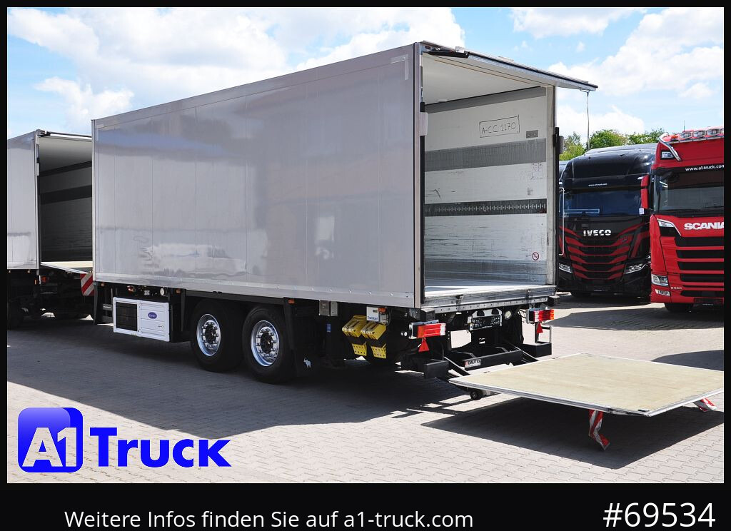 SCHMITZ ZKO 18 Tandem Carrier 850 U durchladbar - Remolque frigorífico: foto 3 SCHMITZ ZKO 18 Tandem Carrier 850 U durchladbar - Remolque frigorífico: foto 3