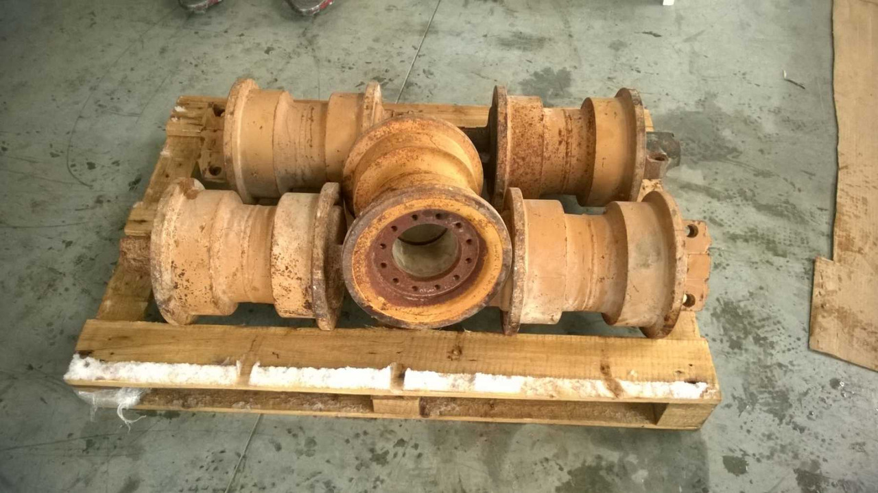 Caterpillar 235 245 983 4 Rulli. CR2833 - Oruga - Rodillos para Maquinaria de construcción: foto 1 Caterpillar 235 245 983 4 Rulli. CR2833 - Oruga - Rodillos para Maquinaria de construcción: foto 1