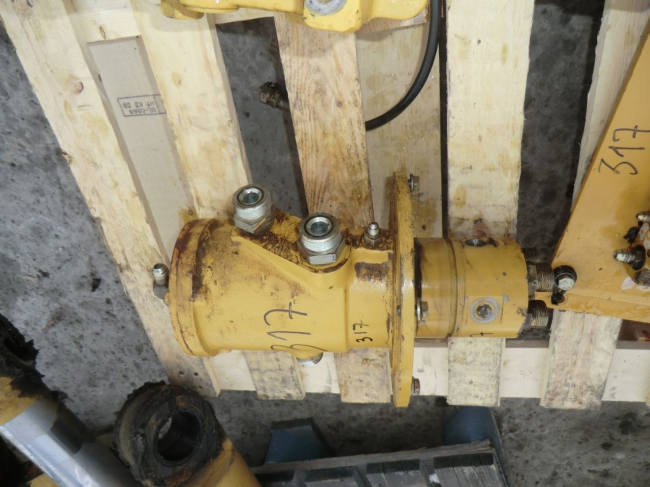 Caterpillar 317B LN Giunto rotante - Transmisión para Maquinaria de construcción: foto 1 Caterpillar 317B LN Giunto rotante - Transmisión para Maquinaria de construcción: foto 1