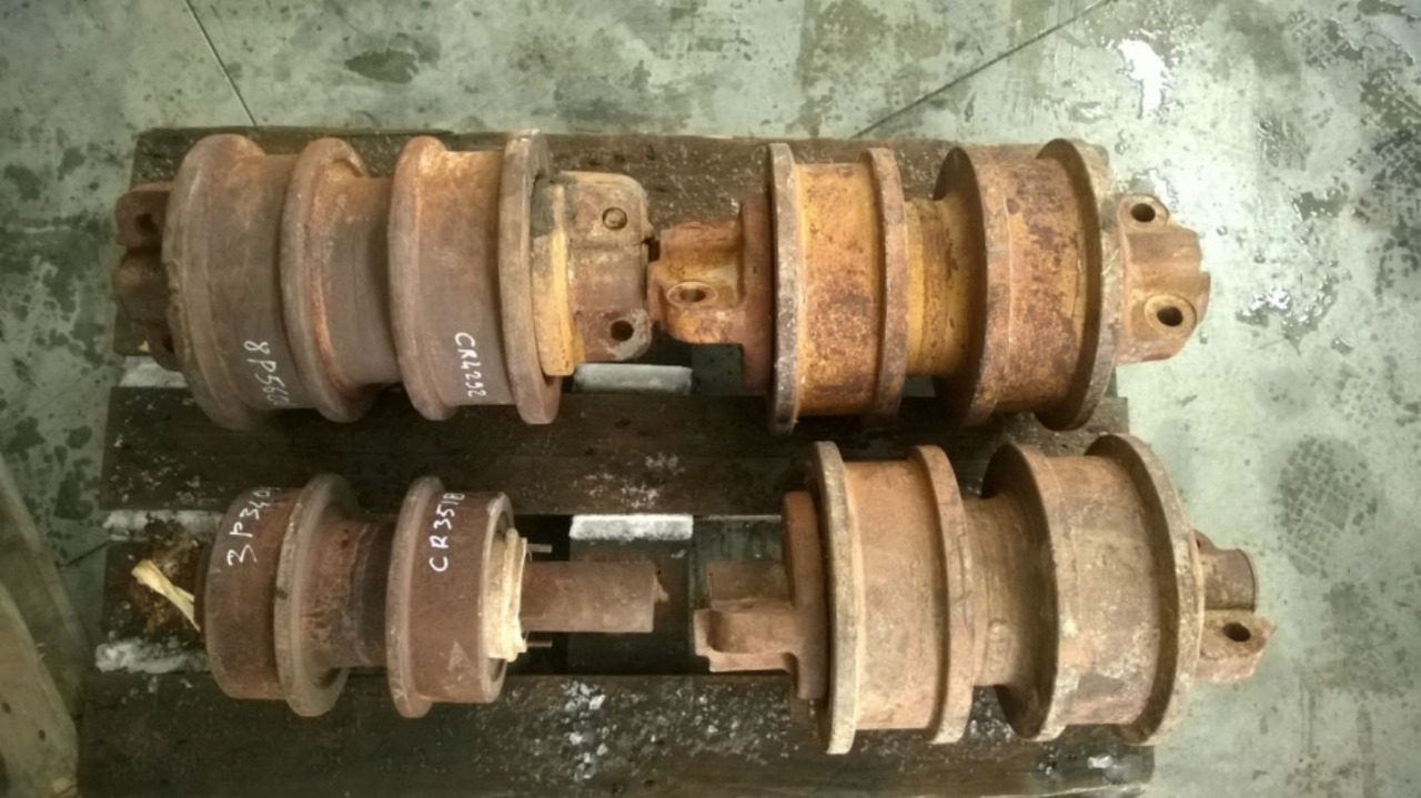Caterpillar D9G D9H Rulli inferiori a doppia spalla. - Oruga - Rodillos para Maquinaria de construcción: foto 2 Caterpillar D9G D9H Rulli inferiori a doppia spalla. - Oruga - Rodillos para Maquinaria de construcción: foto 2