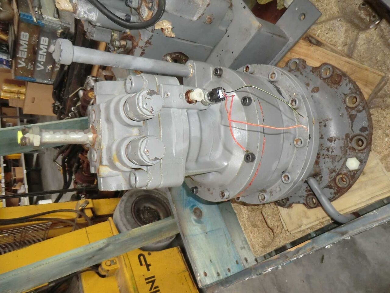 Reductor de giro para Excavadora SWING DRIVE GP 112878 (9196963)   HITACHI ZX240 BAS: foto 1