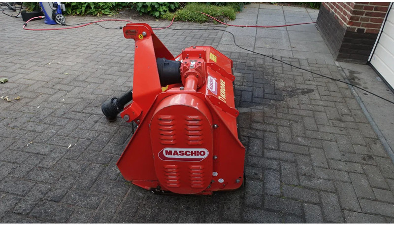 Maschio Birba 135 Klepelmaaier - Desbrozadora de martillos: foto 4 Maschio Birba 135 Klepelmaaier - Desbrozadora de martillos: foto 4