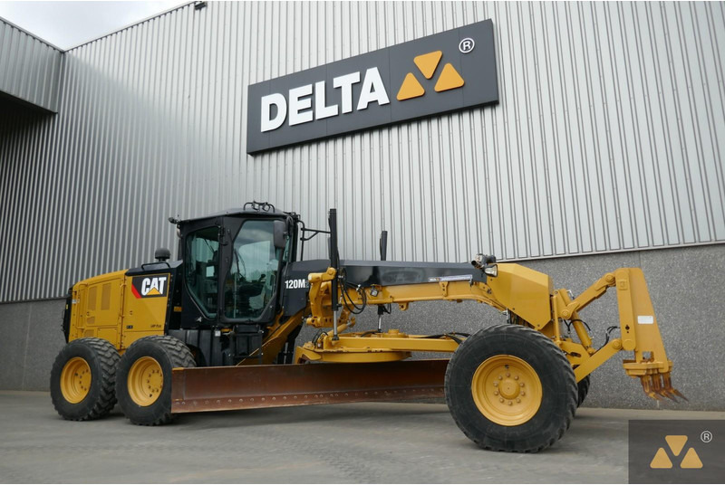 Caterpillar 120M2 - Grader: foto 3 Caterpillar 120M2 - Grader: foto 3